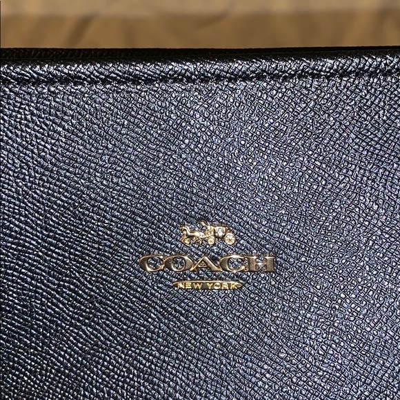 Coach purse - Picture 2 of 5